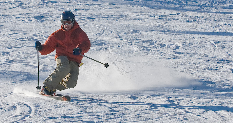 Michael Reese shows us how to telemark on a packed slope at the 2008 Telemark Instructor's refresher